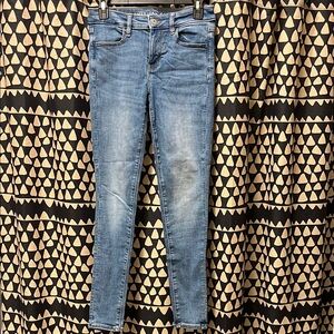 Women’s Stylish Blue Denim Jeans